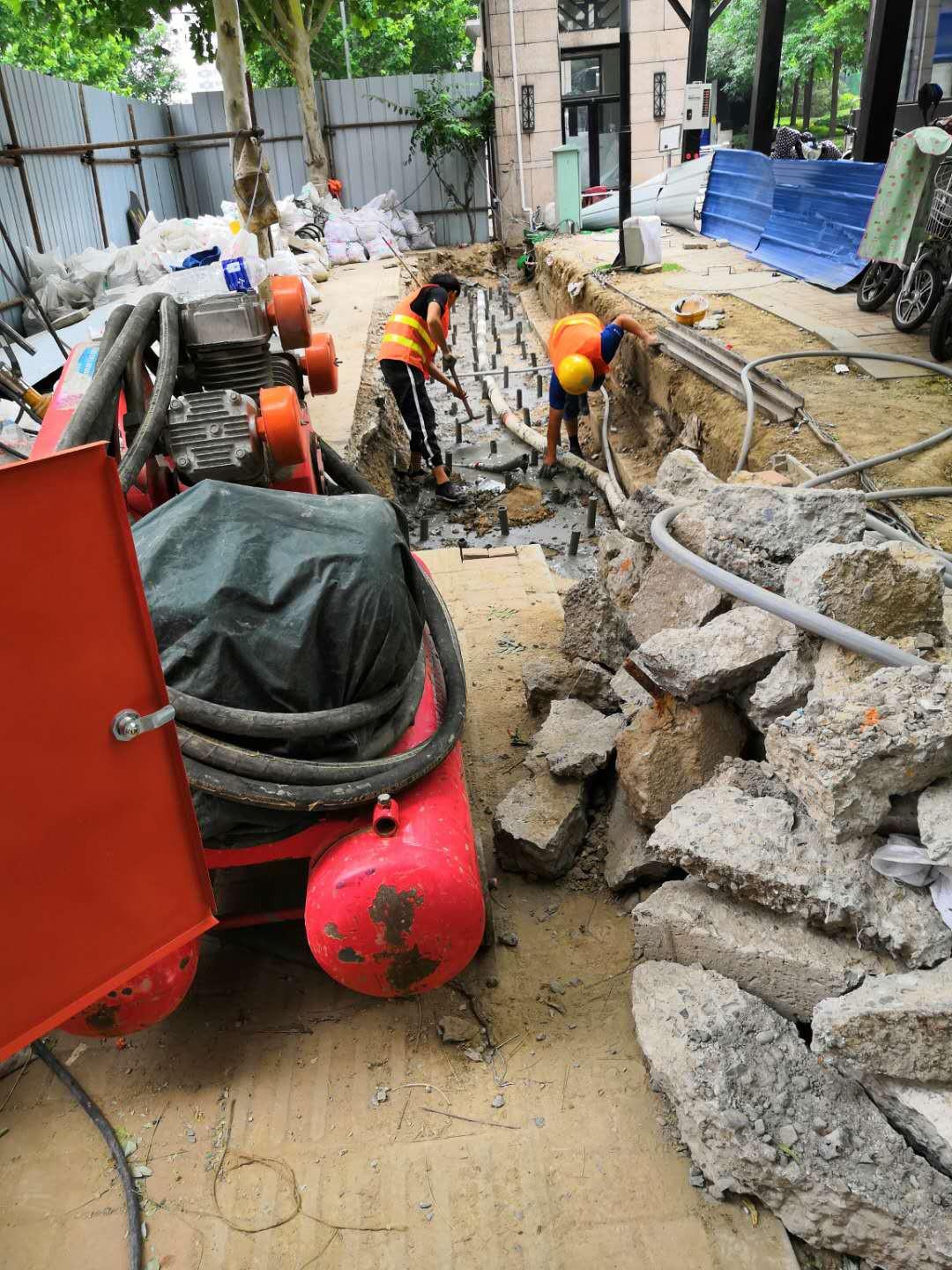 可克达拉地基加固解决房子的地基下沉问题
